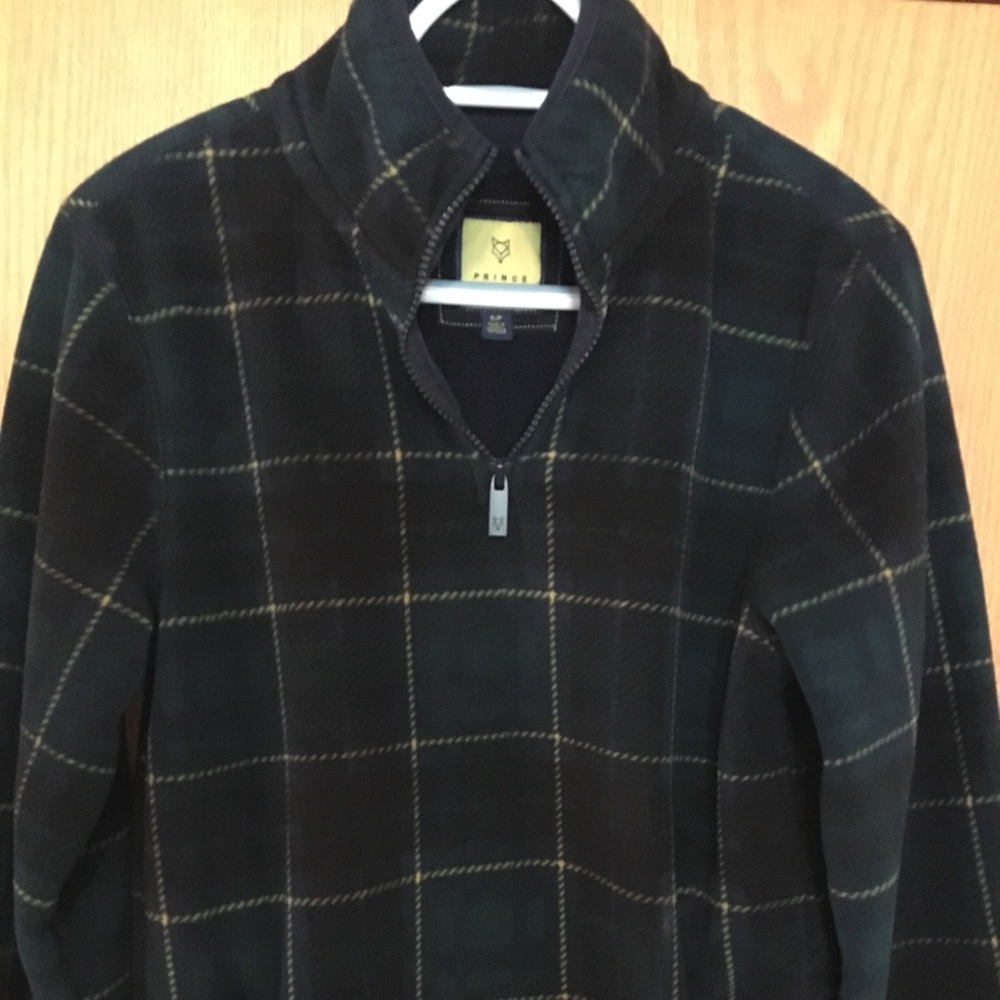 Fleece pullover